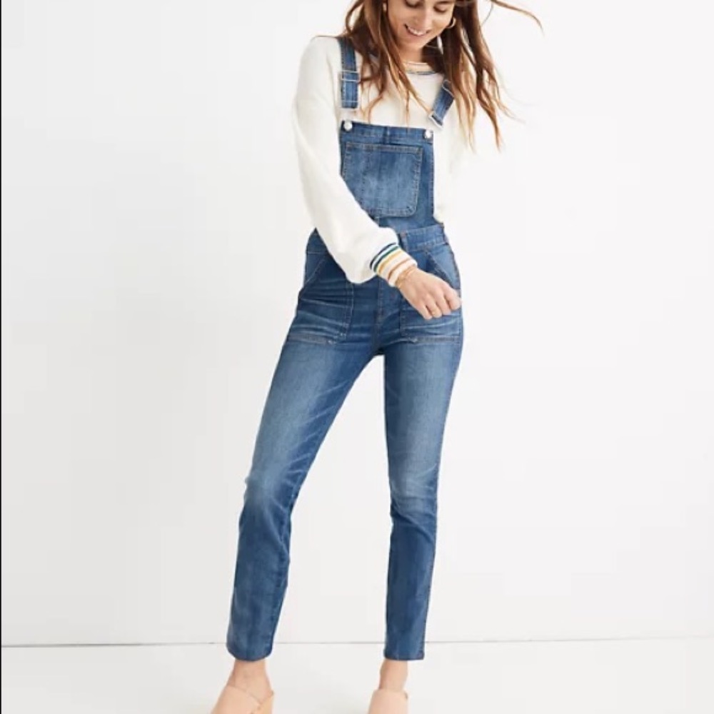 Madewell skinny denim overalls in small